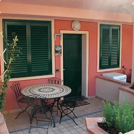 Hotel apartamentowy World Village Diano Marina