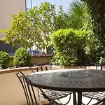 Lejlighedshotel World Village 3*