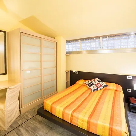 Aparthotel World Village