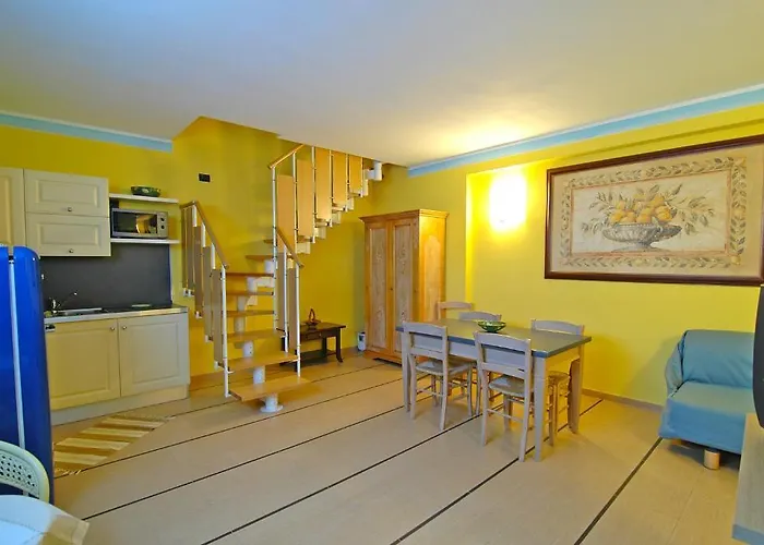 World Village Lägenhetshotell 3*