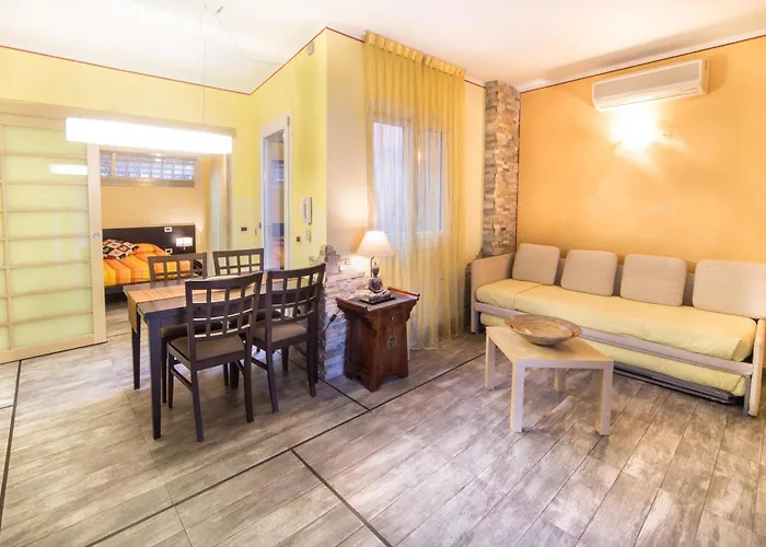 Lägenhetshotell World Village 3*