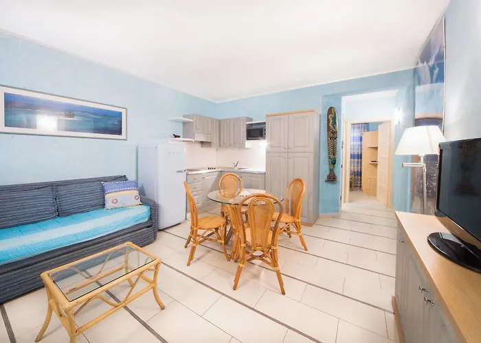 Lägenhetshotell World Village 3*