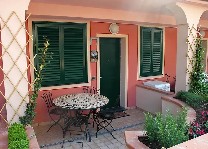 Lägenhetshotell World Village Diano Marina